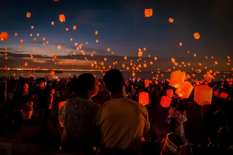 Osaka:Senshu Beach Lantern Festival 2025