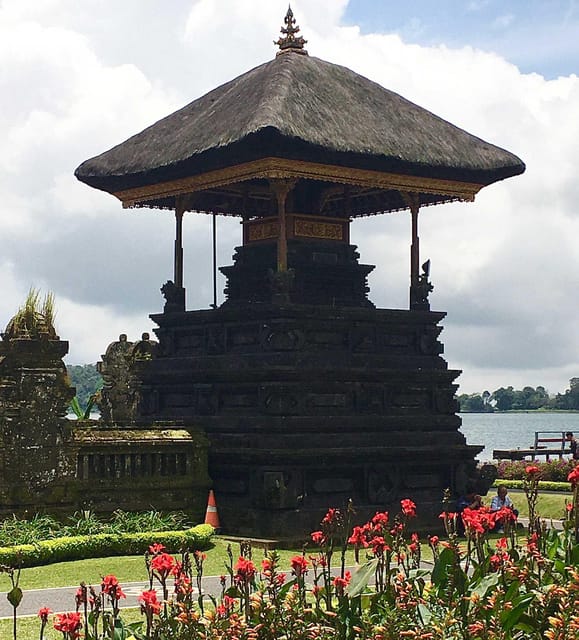 Pura Ulun Danu Beratan Tempelkomplex Eine Bali Walking Tour GetYourGuide