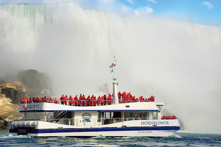 Niagara Falls Canadian Adventure Tour with Boat and Lunch