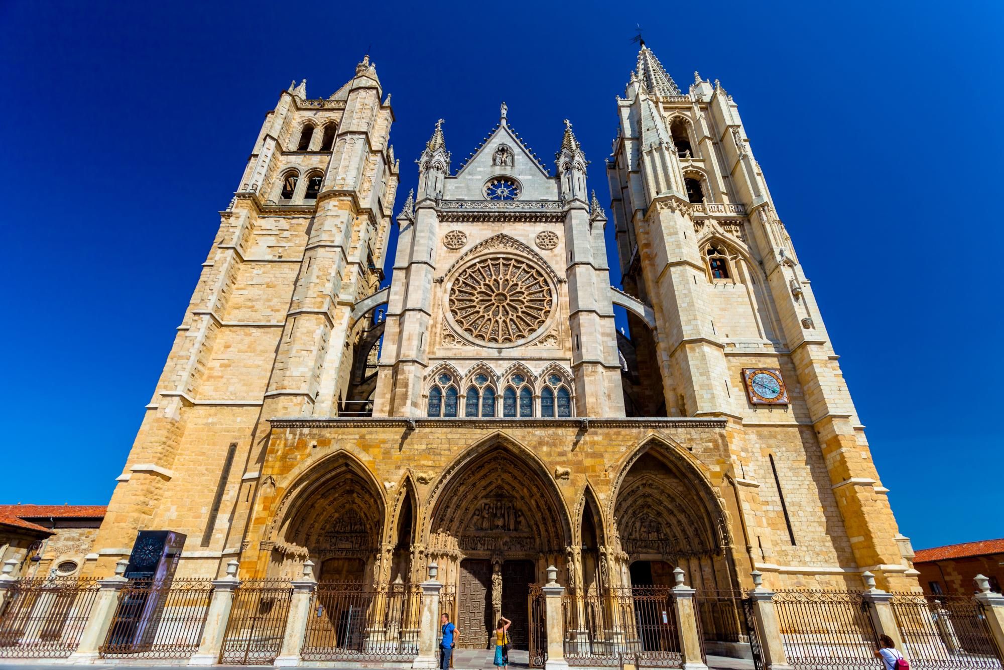 Kathedrale von León: Tour mit einer Kunsthistorikerin aus León