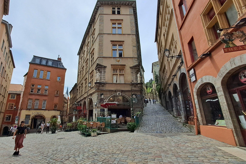 Big traboules in Little Lyon : private walking tour