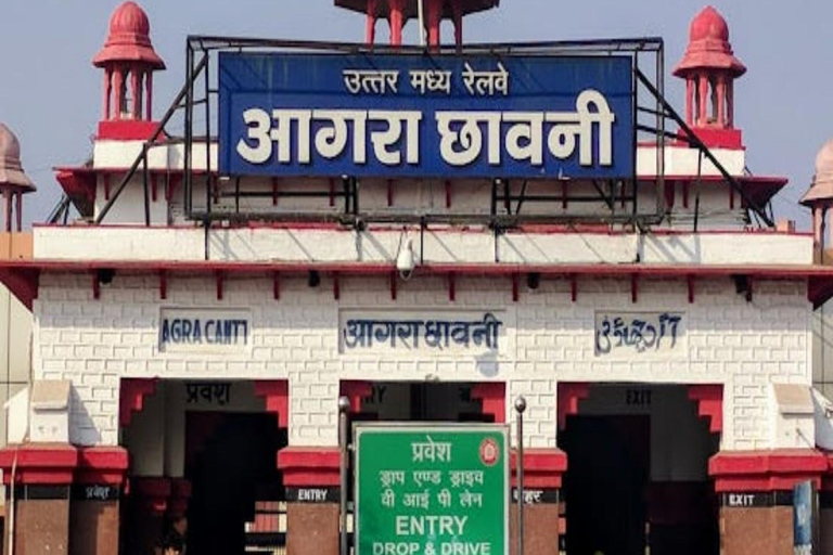 Taj Mahal & Agra Fort Gatimaan ExpressTaj Mahal Agra Fort & Baby Taj door Gatimaan Express