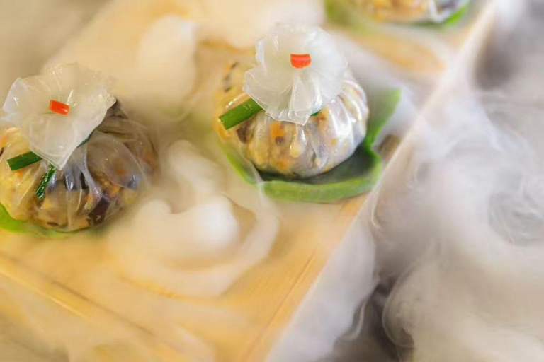 Guangzhou: Cantonese Dim Sum Cooking Class with Lunch