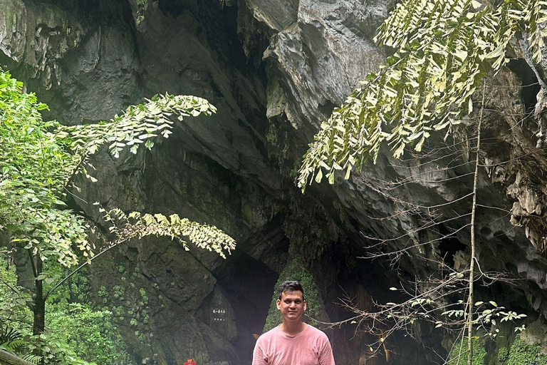 Visite d&#039;une jounée de la pagode des Parfums en groupeVisite d&#039;une jounée de la pagode des Parfums avec téléphérique.