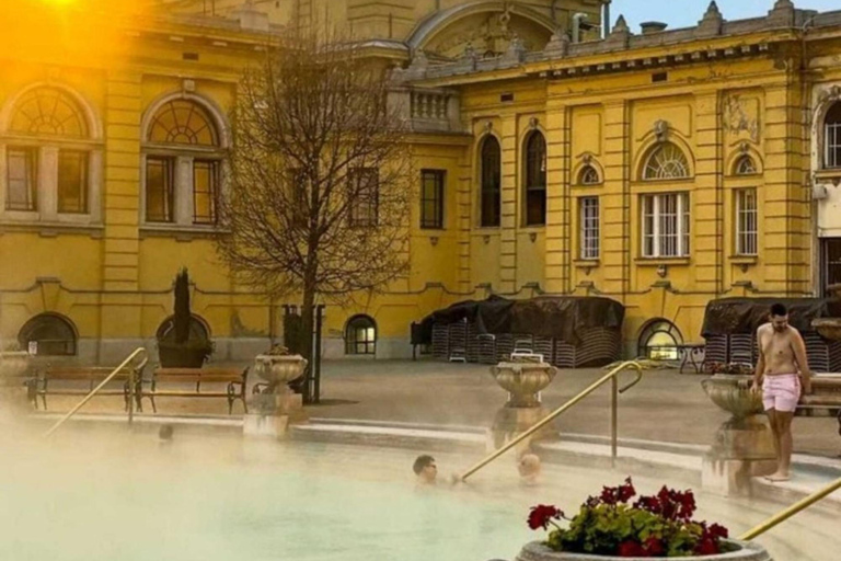 Budapest: Eintritt ins Széchenyi-Thermalbad mit privatem TransferBudapest: Széchenyi Thermal Bath Entry with Private Transfer