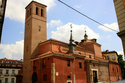 Madrid: Medieval History Walking Tour & San Isidro Museum