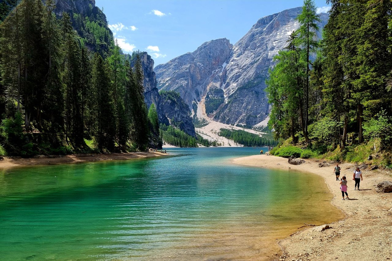 Au départ de Venise : Excursion d'une journée dans les Dolomites et le lac de Braies en minibus