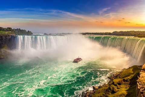 Toronto: Niagara Falls Private Luxury Tour (Up to 6)