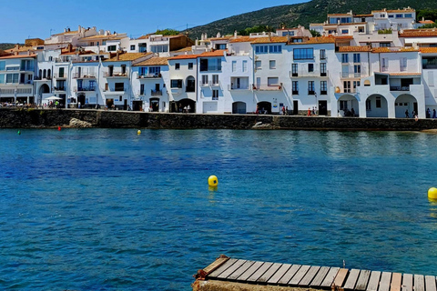 From Barcelona: PRIVATE Cadaqués Guided Tour & Wine Tasting