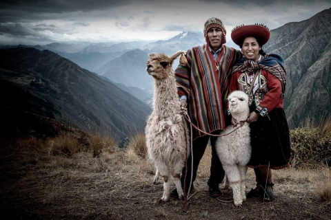 Z Cusco: Wycieczka do Chinchero/Maras/Moray + piknik z lamamiZ Cusco: wycieczka do Chinchero/Maras/Moray+piknik z lamami