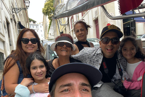 Tour privati di Lisbona in tuk-tuk 100% elettricitour privati di Lisbona in tuk-tuk 100% elettrici