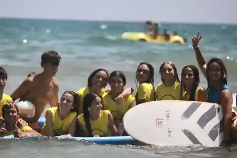 COURS D'INTRODUCTION AU SURF