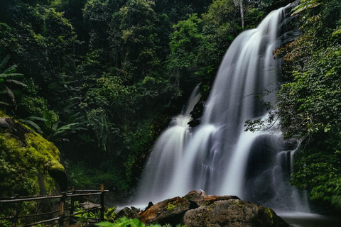 Trekking nel Parco Nazionale di Doi Inthanon e sentiero di Pha Dok Siew