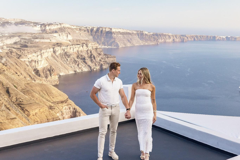 Santorini: Private Photoshoot with Dress Rental & Transfer