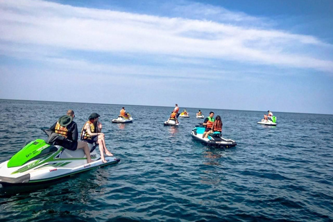 Phuket: Jet Ski Tour Patong Beach with 9 Check-in Points Have fun with a trip to 9 check-in points on Phuket Island.