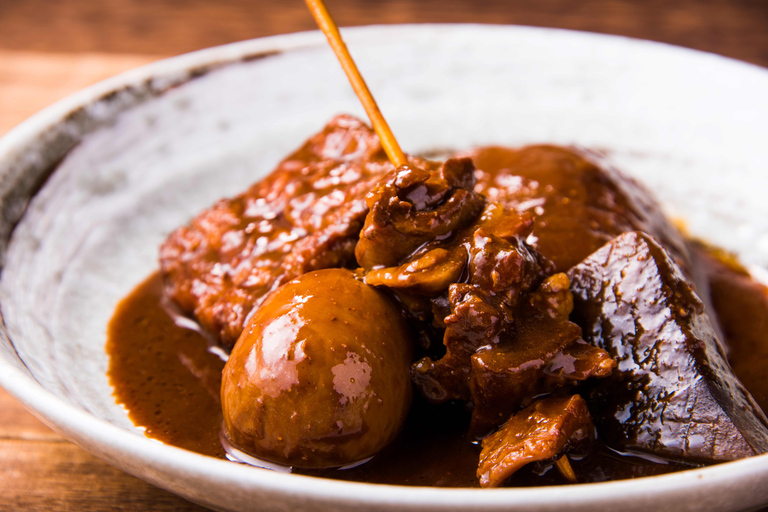 Nagoya : Vie nocturne, cuisine et snack-barsNagoya : vie nocturne, cuisine et bars à grignoter