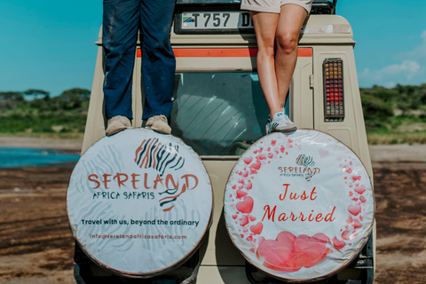 Arusha: 2-Day Lake Manyara & Ngorongoro Crater Safari