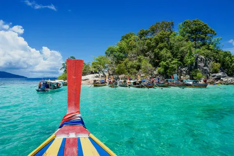 Koh Lipe: 7 Island Snorkeling Trip by Longtail Boat w/ Lunch