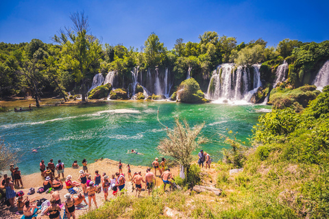 Dubrovnik: Viagem de 1 dia a Kravica e Mostar - Todos os ingressos incluídosDubrovnik: Viagem de 1 dia para Mostar e Cataratas de Kravica - Sem taxas extras