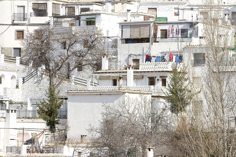 Visit the Alpujarra of Granada: Pampaneira, Bubión and Soportújar Shared from Almuñécar.