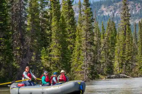 Abraham Lake: THE KOOTENAY PLAINS SCENIC FLOAT