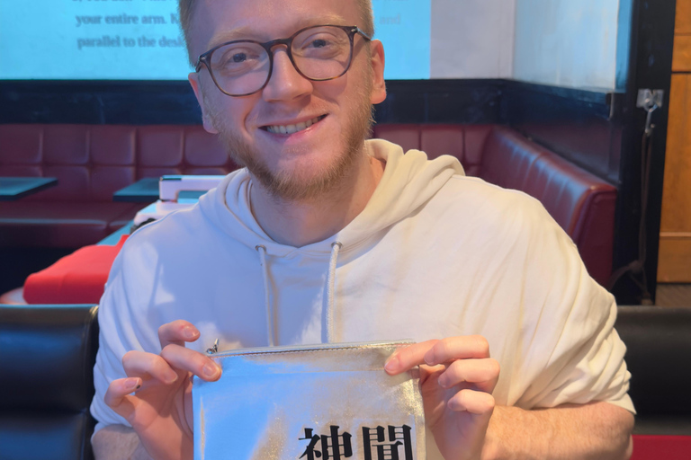 Tokyo: Name Seal & Pouch or Tote Bag Making Experience Tokyo: Custom-made seal and pouch (hiragana)