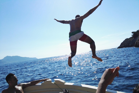 Sorrento: Amalfi Coast Boat Tour with Lunch & Swim