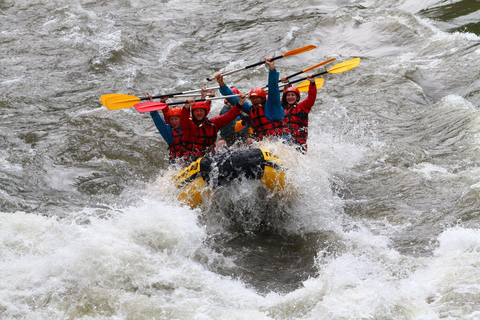 Simitli: Touwentuin, zipline en raften op Struma