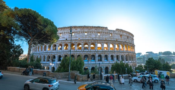 Rome: Colosseum Arena & Michelangelo&#39;s Moses | Small Group