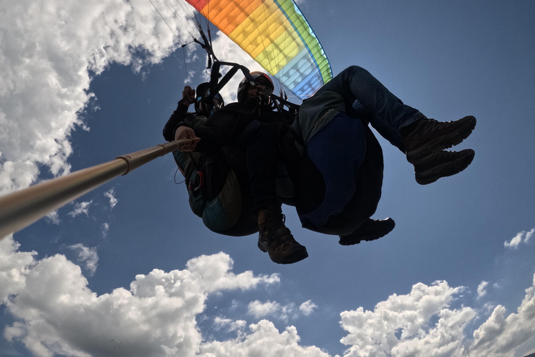 Gleitschirmfliegen über Medellin in San Felix - ein tolles Erlebnis