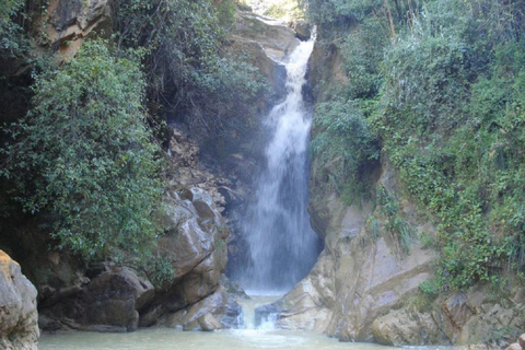 Cajamarca: La Colpa, Llacanora e Baños del Inca TourLa Colpa, Baños del Inca e Centri Artigianali - In spagnolo