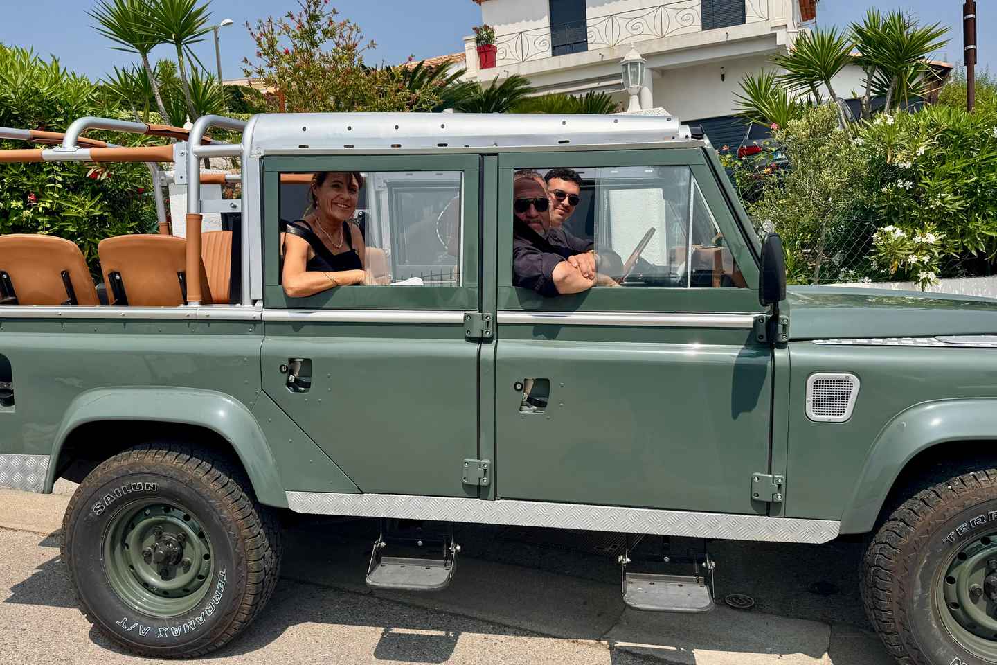 Tour 4x4 da Nizza a Èze con visita alla fabbrica di profumi Fragonard