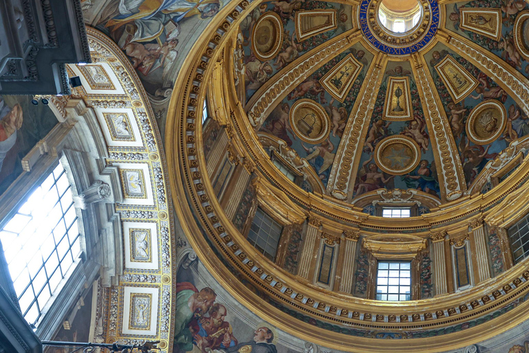 Rome: St. Peter’s Basilica & Underground Tombs Tour Group Tour in French