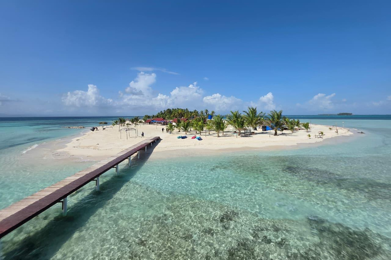 Panama City: San Blas Tropical Adventure – 3 Islands with Lunch at a Local Restaurant Tropical Adventure in Guna Yala: 3 Islands with Lunch at a Local Restaurant