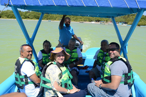 Bahía de las Águilas + Laguna de Oviedo ¡TODO INCLUIDO!