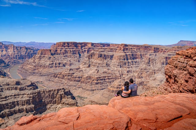 Las Vegas: Grand Canyon West, Hoover Dam, 7 Magic Mountains &amp; kostenloses W-LAN