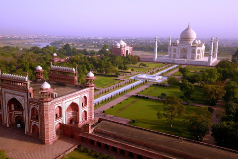 From Delhi: Taj Mahal, Agra Fort & Baby Taj Private Day Trip