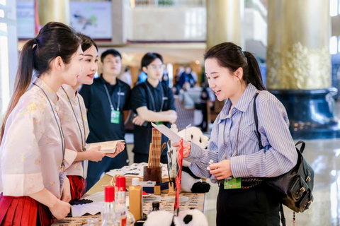 Guangzhou: Wholesale Market Tour with Translator