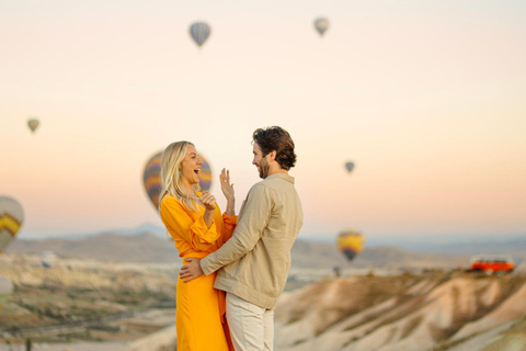 Heiratsantrag-Überraschung &amp; Verlobung in Kappadokien