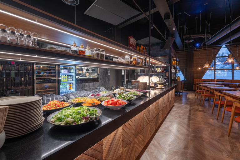 Saariselkä: Lapland Evening Dinner With Santa Claus New Year’s Evening Dinner With Santa Claus