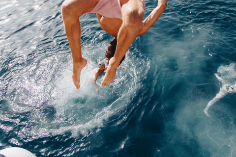 Dubrovnik: Sunset Boat Party with DJ & Blue Lagoon Swim Stop