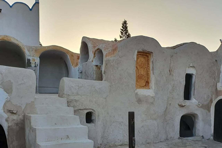 Full Day From Djerba: Ksar Ghilane Oasis & Star Wars Site by JEEP Day Trip from Djerba: Ksar Ghilane Oasis & Star Wars Site by JEEP