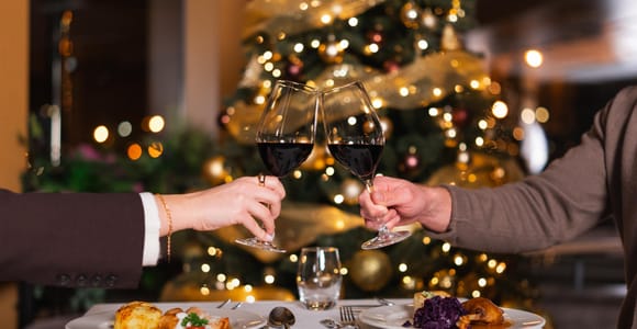 Budapest: Christmas Dinner & Cruise on the Danube