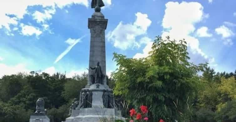 Montreal : Downtown & Underground Walking Tour with a Guide