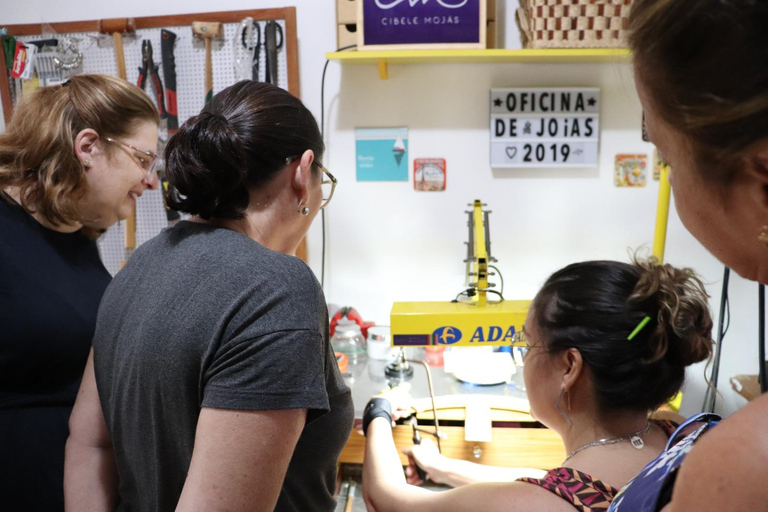 Eternize your trip: Workshop to Create Your own Silver Ring