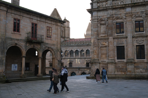 Santiago de Compostela: Self-Guided Walking Audio Tour