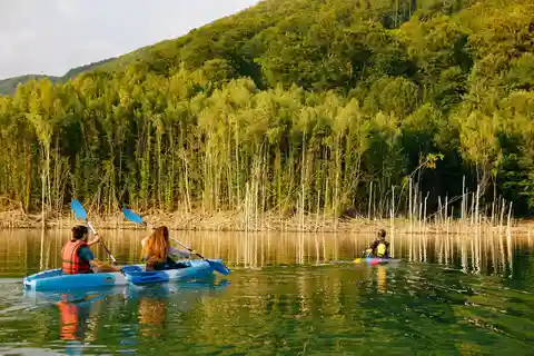 Kajak-Abenteuer auf dem Siriu-Bergsee