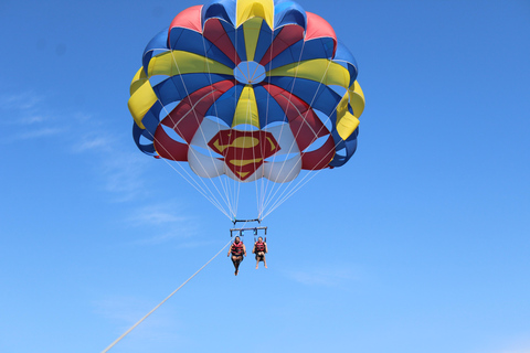 Barcelona: Parasailing with 360º Panoramic Skyline Views