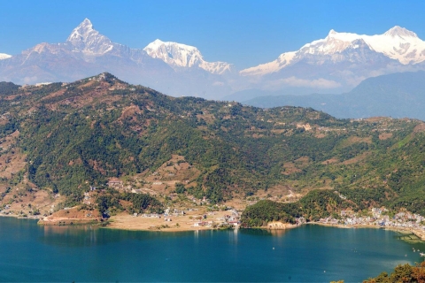 Aventure en vol ultraléger à Pokhara15 minutes d'aventure en ULM à Pokhara