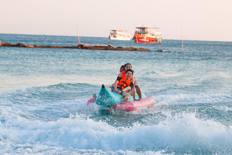 Hurghada: Snorkel, avistamiento de delfines y diversión en banana boat